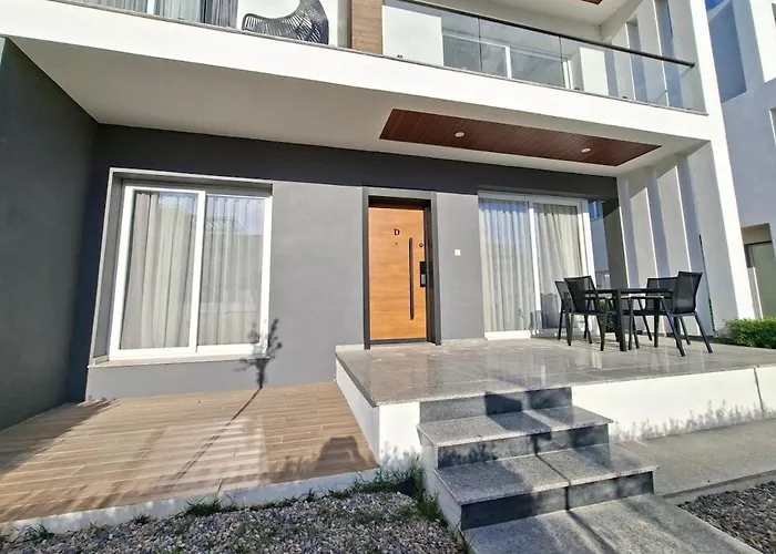 Chic Blue With Terrace * باراليمني