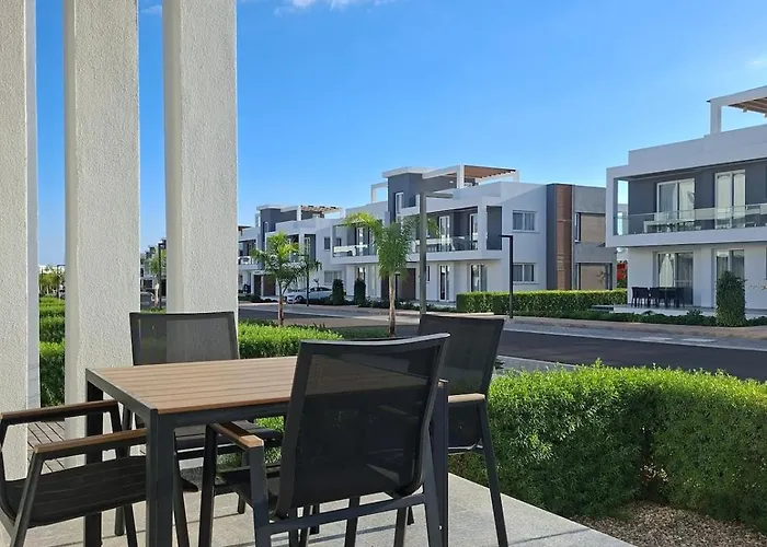 Chic Blue With Terrace شقة باراليمني